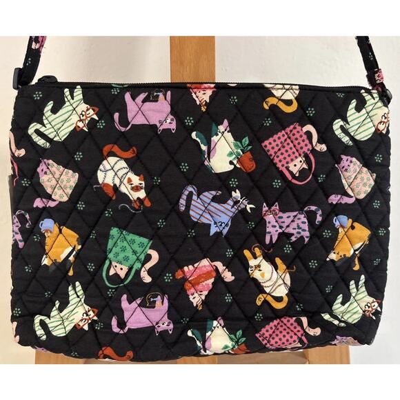 NWT Vera Bradley Herding Cats Purse Large Hipster Bag Quilted Black Adjustable - Picture 4 of 12
